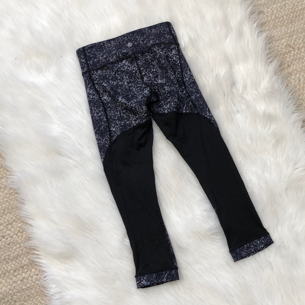Lululemon Crop - Picture 4 of 5